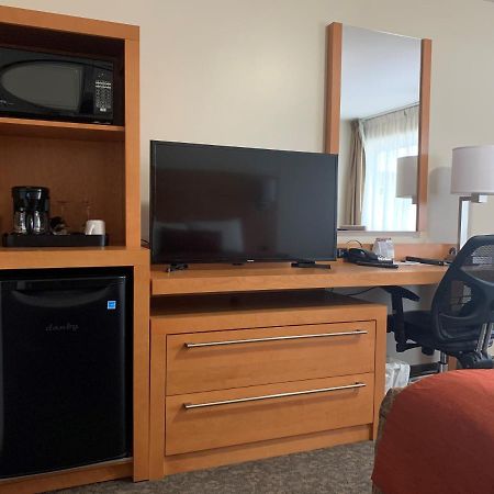 Motel Adam Гатино Екстериор снимка