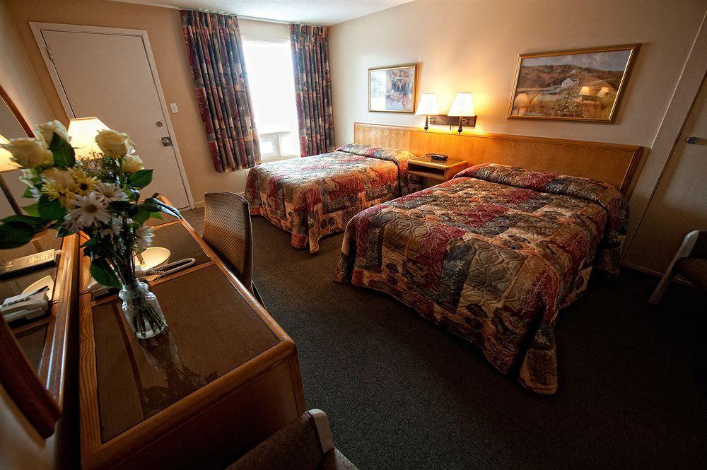 Motel Adam Гатино Екстериор снимка